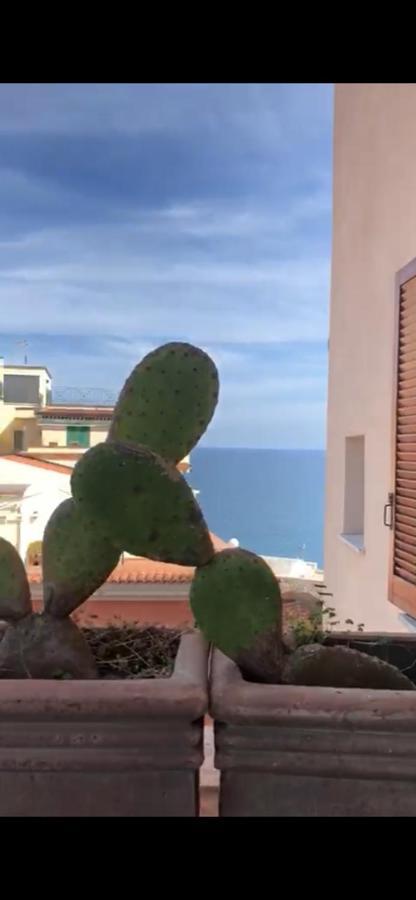 Le Suite Guarinelli B&B Gaeta Exterior foto